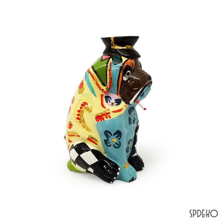 Skulptūrėlė „Šuo su cigarete“